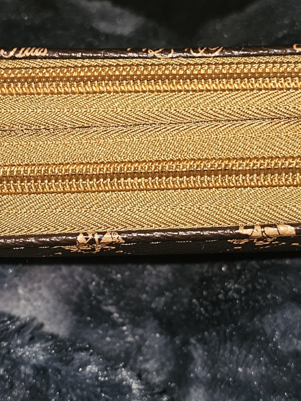 Beverly Hills Polo Club Brown Logo Wristlet NWOT - Picture 4 of 4